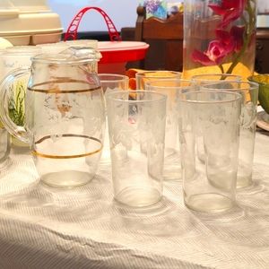 Vintage frosted pitcher and 7 glasses